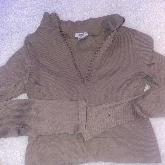 ardene 1/2 zip top - Picture 1 of 1